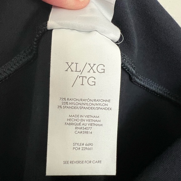 Cabi #6690 Cheeky Pants Classic Navy Ponte Knit Size XL - Picture 6 of 6